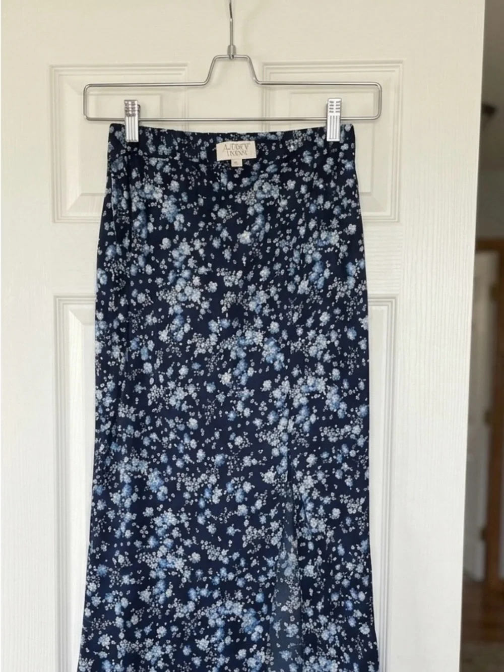 NWOT Audrey Parker Floral Side Split Midi Skirt Navy Blue Coquette Cottagecore S